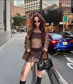 Nyc Aesthetic, Nyc Fashion, Street Outfit, Fancy Outfits, Maquillaje De Ojos, Girl Fashion, Outfit Inspirations