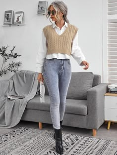 Apricot Casual   Acrylic Plain  Embellished Non-Stretch Spring Women Knitwear Sweater Vest Outfit, Casual College Outfits, Winter Fashion Outfits Casual, Trendy Fall Outfits, Causual Outfits, Business Casual Outfits, Outfit Casual