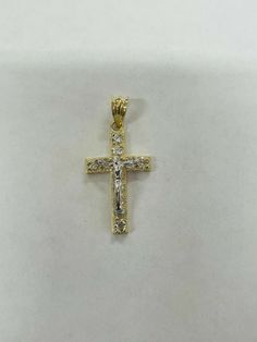 Yellow Gold Cubic Zirconia Cross Necklace, Pendent Gold, Detailed Jewelry, Fine Jewellery Necklace, Metal Color, Cross Pendant, Types Of Metal, Jewelry Necklace Pendant, Jewelry Watches