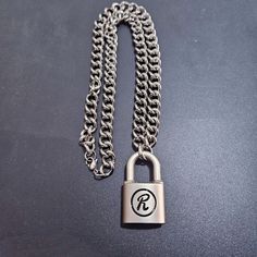 Category: Necklace Material: Alloy Fashion Element: Lock, Key Style: Fashion OL Men Pendant, Punk Vintage, Necklace Chain Lengths, Key Necklace, Letter R, Vintage Necklaces, Black Border, Necklace Chain, Chain Lengths