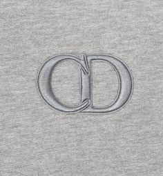 The hooded sweatshirt is crafted in gray cotton fleece. Soft and comfortable, it is enhanced by a tonal CD Icon embroidery on the chest. Its regular fit, completed with ribbed cuffs and hem, will pair with any casual attire.. L Gris Dior, Luxury Hoodie, Cd Icon, Denim Swimsuit, Versace Jacket, Dior Star, Versace T Shirt, Icon Shoes, Men Dior