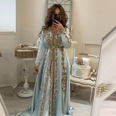 Embroidery Indian, Patchwork Embroidery, Moroccan Kaftan, Dress Muslim, Abaya Dress, Islamic Clothing, Formal Dresses Prom, Crop Top Blouse, Wedding Dress Styles