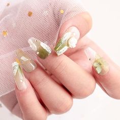 Cute Nails 3d Design Art, Nail Medium, Nail Store, Flower Butterfly, Green Flower, Green Flowers, 3d Design