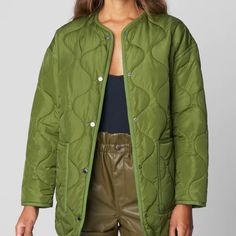 Blank Nyc Undercover Quilted Jacket Nwt Size 2x Can Cinch The Back To Add Definition To Your Silhouette! Lightweight But Is The Perfect Jacket To Layer Over Bulky Sweaters This Fall And Winter Season! This Super Cute Green Color Will Add The Perfect Pop Of Color To All Of Your Outfits :) Mid Length Collarless Quilted Jacket With Pockets [Shell: 100% Nylon - Lining/Filling: 100% Polyester] Keywords: Casual, Chunky, Winter, Cute, Chic, Fall, Jacket, Coat, Winter, Warm, Cold Weather, Outdoors, Desi Green Quilted Jacket, Plus Size Coat, Bulky Sweaters, Leather Puffer Jacket, Perfect Jacket, Cropped Puffer Jacket, Jacket With Pockets, Quilted Puffer Jacket, Wrap Jacket