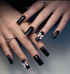 Nail Inspo With Bow, Princess Nails, Fake Nails Designs, Black Acrylic Nails, Edgy Nails, Black Princess, Classy Acrylic Nails, Bling Acrylic Nails