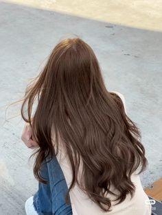 Long Hair Ash Brown, Rich Espresso Brown Hair, Different Types Of Brown Hair, Asian Girl Hair Color, Hair Colour For Asian Skin Tone, Cool Tone Light Brown Hair, Hair Color Ideas Dark Brown, Brown Hair Inspo Color, Milk Tea Hair Color