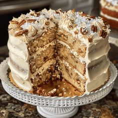 Italian Cream Pound Cake, Italian Dream Cake, Creole Desserts, Quick Italian Cream Cake Recipe, Italian Cream Cheese Cake, Italian Rum Cake, Italian Cream Cake Recipe, Cream Cheese Bundt Cake, Rum Cake Recipe