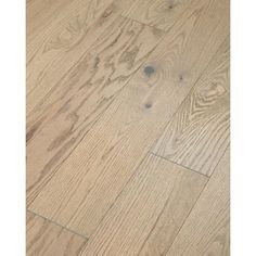 an image of wood flooring that looks like it has been cleaned and is ready to be used