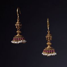 Hanging Gold Earrings Design, Studs Earrings Gold India, Pearl Ear Rings, Gold Ear Rings, Ruby And Pearl, Small Earrings Gold, Temple Jewellery Earrings, Pearl Earrings Designs, Gold Jhumka Earrings