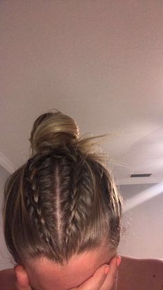 Mini French Braids On Top, Hairstyles For Boxing, Brazilian Hairstyles, Volleyball Hair, Track Hairstyles, Sport Hair, Sports Hairstyles, Slicked Back Hair