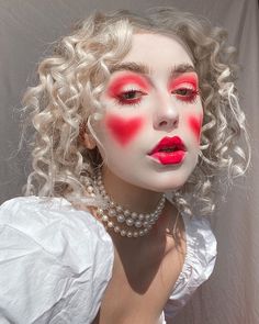 White Face Makeup Looks, Black White And Red Clown Makeup, Magician Makeup, Clown Tutorial, Chapel Roan, Funky Makeup, The White Queen, Concert Makeup