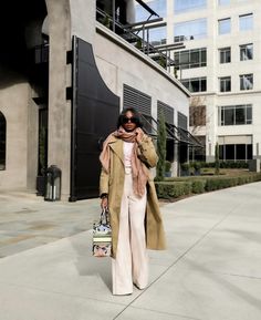 16 Chic Winter Outfit Ideas for Black Women - Fimaan