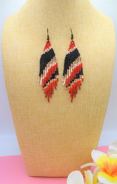 This red beaded fringe earrings are made of seed beads, silver plated ear hooks, nylon thread, silicon plugs. All the color fit perfectly and give a mesmerizing look that fits every outfit! Fringe earrings size: The full length of earrings with hook is 4 inches, the length of beaded part of earrings is 3.5 inches. Please contact me if you want these earrings in another size. These earrings measure from the top of the ear wire to the bottom of the fringe. They are lightweight and fun to wear - pe Red Champagne, Beaded Fringe Earrings, Earrings Chandelier, Stylish Bracelet, Custom Earrings, The Fringe, Earrings Women, Beaded Fringe, Native Art