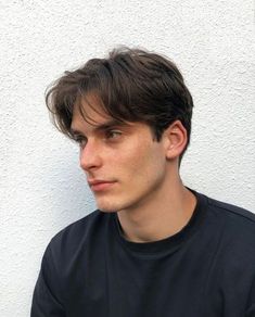 Short Flow Haircut Men, Growing Hair Men, Curtain Haircut, Boyfriend Hair, David Hair, Mens Haircuts Straight Hair, Mens Haircuts Short Hair, Haircut Inspo, Guy Haircuts Long