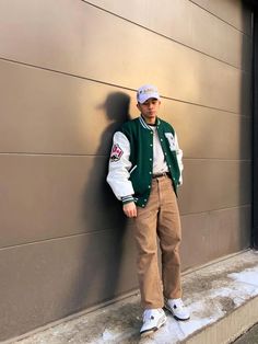 Baseball Jacket For Men, Varsity Outfit Men, Varsity Jacket Outfit Aesthetic, Varsity Jacket Outfit Mens, Varsity Outfit, Baseball Jacket Outfit, Green Varsity Jacket, Varsity Jacket Outfit, Baseball Jacket Men