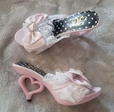 Mcbling Fashion, Pretty Heels, Cute Heels, 2000s Fashion, Dream Clothes