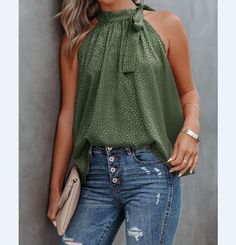 Latina Summer Outfits, Latina Summer, Aesthetic Outfits For Summer, Outfits Latina, Vest Tops Women, Wedding Guest Attire, Crochet Summer Tops, Sleeveless Outfit, Leopard Design