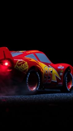 Cars Disney Wallpaper, Cars Iphone Wallpaper, Aa Aesthetic, Mc Queen Cars, Ka Chow, Flash Mcqueen, Car Flash