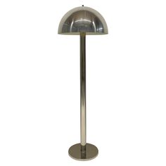 Mid-century abstract sculptural mushroom shaped floor lamp rendered in chrome plated brass, USA, 1970's. Mushroom Floor Lamp, White Fan, Torchiere Floor Lamp, Modern Fan, Floor Lamp Lighting, Postmodernism, Chrome Plating, Desk Lamp, Floor Lamp