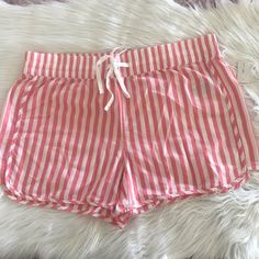 Sits At Natural Waist Elasticized Waist With Drawcord Ties Relaxed Through Hip And Thighs Inseam Approximately 3” Body Shorts, Gap Shorts, Red Brown, Gap, Womens Shorts, Fast Delivery, Full Service, Women Shopping, Red