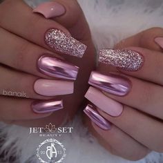 Boat Selfie, Nails Strass, 21 Nails, Purple Glitter Nails, Pink Chrome Nails, Makeup Nails Designs, Pointy Nails, Chrome Nails Designs, White Glitter Nails