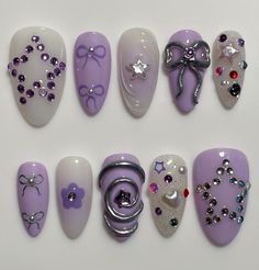 Purple Nail Art Designs Acrylics, Nail Art Purple Designs, Cool Purple Nails, Girly Gel Nails, Nail Bow Designs, Simple Nails With Charms, Purple Cute Nails, Purple Gel X Nails, Nails Asthetics