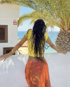 Island Girl Aesthetic Black Women, Miami Lookbook, Caribbean Girl, Cruise Pics, Essence Fest, Island Gyal, Mexico Trip, Summer Picture Poses, Senior Trip