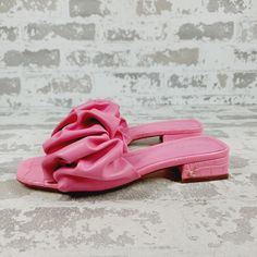 New Brand Circus By Sam Edelman Style Slides Color Pink Department Women Type Sandal Pattern Solid Shoe Width Medium (B, M) Sandals Patterns, Sam Edelman Shoes, Sam Edelman, Slide Sandals, Women's Shoes Sandals, Circus, Open Toe, Shoes Sandals, Slides