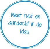 a blue circle with the words merr rust en andach in de klas