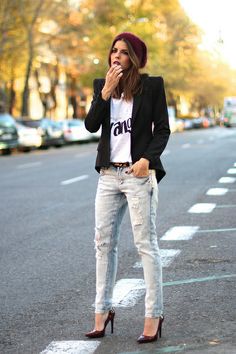 Zara jeans, beanie & shoes, Mekdes T-shirt, Hoss Intropia belt, Boutique Pau'la blazer. Trendy Taste, Grunge Look, Mode Casual, Olivia Palermo, Palermo, Moda Fashion