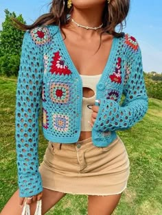 Crochet Cardigan Free, Crochet Jacket Pattern, Crochet Cardigan Sweater, Crochet Bolero, Crochet Coat, Crochet Clothes Patterns, Crochet Winter, Floral Crochet, Crochet Jacket