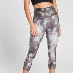 Nwot Athleta Salutation Stash Pocket Ii Supernova Capri Size Xs Side Pockets Tie Dye Athleta Pants, Gray White, Pant Jumpsuit, Capri, Tie Dye, Pants For Women, Dye, Leggings, Pants