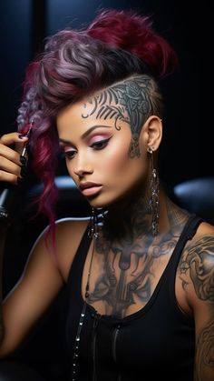 Hairline Tattoo For Women, Haircuts For Brunettes, Tattoo Hairline, Sick Hairstyles, Hairline Tattoos, Punk Mohawk, Sleek Straight Hair, Fall Haircuts, Shaved Designs