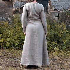 Viking Dress - Linen May be used as both an under dress or as a summer dress. Apron and accessories sold separately. Material: 100% Linen. Color: NaturalAvailable Sizes: XS, S, M, L, XL, 2XL and 3XL. Worldwide shipping available!Custom made to order: Please allow up to 1-3 weeks before item ships. Share: Long Unlined Spring Dress, Unlined Long Dresses For Spring, Fitted Tunic Dresses For Daywear, Casual Long Unlined Dresses, Dress Apron, Viking Dress, Linen Color, Dress Linen, Under Dress