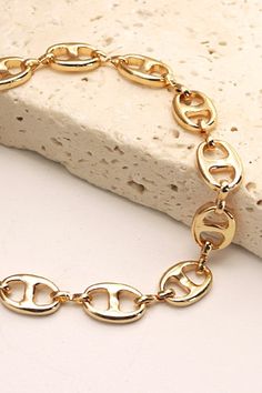 This highly polished mariner bracelet is super trendy and eye-catching! This piece is the perfect addition to your jewelry collection and can be worn on its own or layered with your favorite bracelets! Product Details: DIMENSION length: 8" ext: 2 ext clasp: Lobster Claw metal finish: Gold Plating product: Lead & Nickle Compliant anti-tarnish: Double E-coating Cheap Everyday Chain Bracelet With Lobster Clasp, Luxury Polished Oval Chain Bracelet, Luxury Oval Link Box Chain Bracelet, Luxury Gold Plated Chain Bracelet With Oval Link, Anchor Chain, Link Chain Bracelet, Sparks Joy, Metal Finishes, Infinity Bracelet