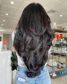 long hair cut V Cut Hair, V Shaped Haircut, Butterfly Hairstyle, V Shape Hair, Hair Tint, Auburn Hair