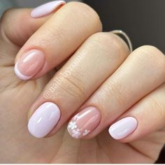 Short Bridal Shower Nails, Easy Wedding Nails, Simple Nails For Wedding Guest, Nail Ideas Wedding Guest, Grad Nails Short, Nail Ideas Wedding, Dip Nail Ideas, Dip Nail, Hippie Nails