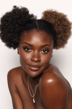 Pelo Afro, Dark Skin Beauty, Food Nutrition, Face Reference, Face Photography, Hair Reference, Grunge Hair, Brown Skin, Black Is Beautiful