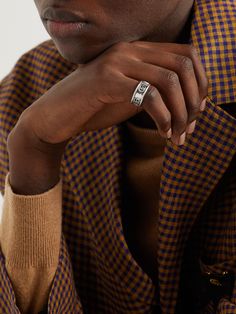 Gucci's ring has been made in Italy from silver and artfully aged to look like a vintage piece. It's detailed with the house's 'GG' logo and the edges are traced with a rope design. Take cues from Alessandro Michele and wear yours stacked with other styles. Gucci Ring, Silver Ring For Men, Mens Designer Jewelry, Luxury Bracelets, Gucci Collection, Gucci Mens, Gucci Rings, Designer Bracelets, Rings Fashion