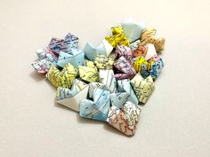 Hello, I am offering a set of 20 handmade 3D origami hearts. ♥️-------- - Crafted by hand, with love - Select 3D heart size : 1) approx. 2x1.6cm 2) approx. 2.4x2cm 3) approx. 2.8x2.4cm 4) Mix 3 sizes (3 different sizes) - Box size: approx. 6 * 6 * 3 cm or approx. 7 * 7 * 3.5 cm ----------❤️ Do you have any requests or suggestions? Then feel free to contact me :) I'm looking forward to your message :) 🌱 For the sake of the environment, I ship without an invoice. If you would like to receive an invoice, please write this down when ordering. (either as a printout upon delivery or as a PDF by email) 3d Origami Heart, Origami Hearts, 3d Hearts, Origami 3d, Origami Heart, Origami Box, 3d Heart, 3d Origami, Paper Heart