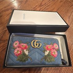 Authentic Gucci Floral Embroidered Wallet. Good Condition. Comes With Gucci Box. Embroidered Wallet, Gucci Box, Gucci Floral, Bags Gucci, Coach Wallet, Gucci Bags, Gucci Bag, Wallets, Color Blue