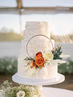 Terracotta & Cream White Floral Wreath Cake Topper - Rinlong Flower August Wedding Cake, Wedding Cake Peach Flowers, Silk Flower Cake Topper, Cake Wreath, Wreath Cake Topper, White Floral Wreath, Orange Wedding Cake, Wedding Cake Peach, Wreath Cake