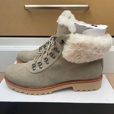 New, Never Worn Faux Fur Upper Fits Large, I Normally Wear 8.5-9 In Boots Casual Boots With Faux Fur Trim And Round Toe, Beige Boots With Faux Fur Trim And Round Toe, Beige Faux Fur Trim Boots With Round Toe, Cute Winter Boots, Winter Shoes, Lace Up Boots, Winter Boots, Shoe Laces, American Eagle Outfitters