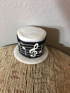 7.00 USD Mini top hat with musical notes Mini Hats, Mini Top Hat, Mini Top, Musical Notes, From Santa, Santa Maria, Top Hat, On Vacation, Fascinator