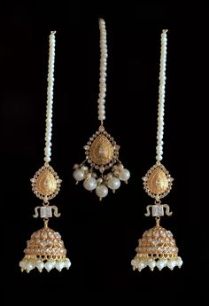 Rani haar with jhumka and tika made using fresh water pearls , cz polki and 22ct gold plating jhumka - 3 inches long with ear supports tika included Traditional Pearl Drop Jhumkas For Reception, Pearl Drop Jhumkas For Reception And Festivals, White Temple Jewelry Jhumkas For Reception, Traditional White Jhumkas For Reception, White Pearl Drop Jhumkas For Reception, Traditional Jhumkas With Pearl Drop For Wedding, Pearl Rani Haar, Rani Haar, Silver Jewelry Earrings