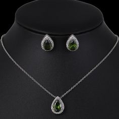 Green Champagne, Gifts For Bridesmaids, Inlay Jewelry, Owl Pendant Necklace, Detailed Necklace, Zircon Jewelry, Cubic Zirconia Jewelry