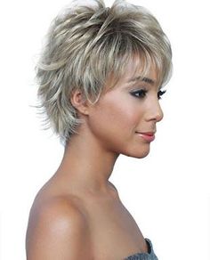 Choppy Bobs, Androgynous Haircut, Haircut Styles For Women, Short Haircut Styles, Haircut Types, Layered Hairstyles, Short Hair Updo, Haircut For Thick Hair