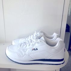 New Without Tags. No Box. Only Try-On. Never Worn. Classic White Sneakers With Elastic Laces, Classic Running Shoes With Round Toe For Jogging, Running Sneakers With White Laces And Round Toe, Jogging Sneakers With White Laces And Round Toe, Sneakers With White Laces For Running, Jogging Sneakers With White Laces, Shoes Fila, Fila Shoes, Gym Shoes