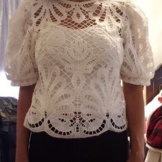 Lace Detailed Blouse With Tank Underneath White Feminine Lace Top With Puff Sleeves, White Puff Sleeve Lace Top For Spring, Elegant White Lace Top For Day Out, Fitted Short Sleeve Lace Top For Brunch, Fitted Lace Top With Short Sleeves For Brunch, Crochet Halter Top Pattern, Halter Top Pattern, Crochet Halter, Crochet Halter Tops