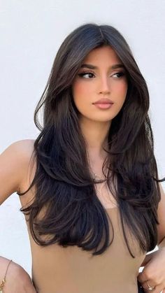 19 Winter Haircuts for Women in 2023-2024 Haircuts For Long Hair With Layers, Brown Hair Inspo, Hair Inspiration Long, Hairstyles For Layered Hair, Long Layered Haircuts, Long Dark Hair, Haircuts For Medium Hair, Haircuts Straight Hair, Long Layered Hair